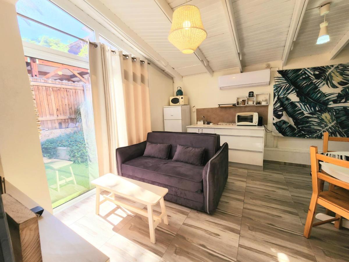 Sunshine Suite Boutique Only 5 Min Walk To The Beach - By Seaelo Эйлат Экстерьер фото